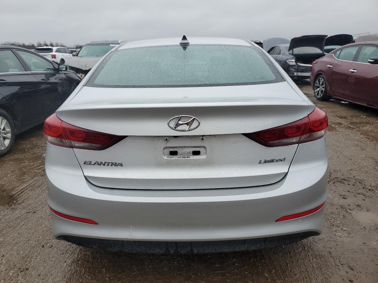 2017 HYUNDAI ELANTRA SE - Фото 6