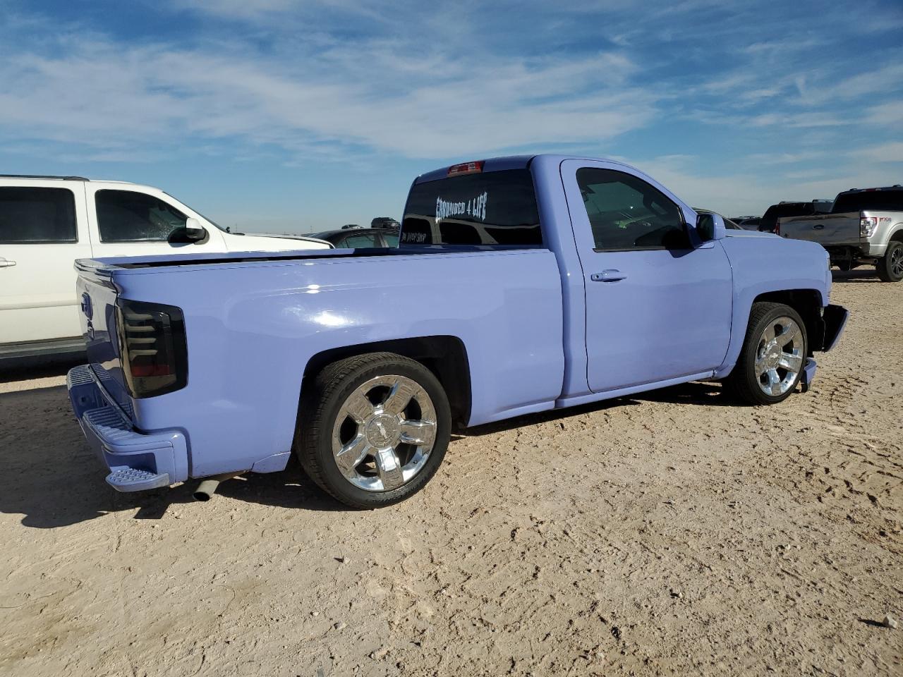 2017 CHEVROLET SILVERADO - Фото 3