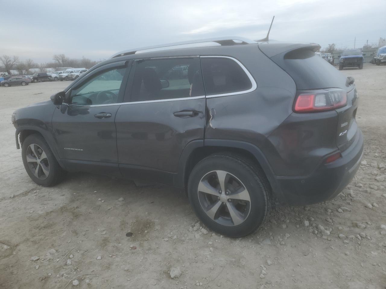 2019 JEEP CHEROKEE L - Image 2