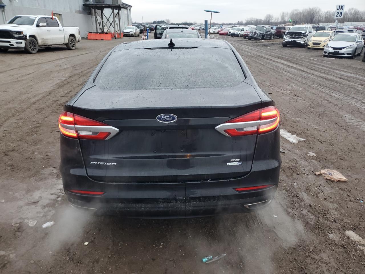 2020 FORD FUSION SE - Фото 6