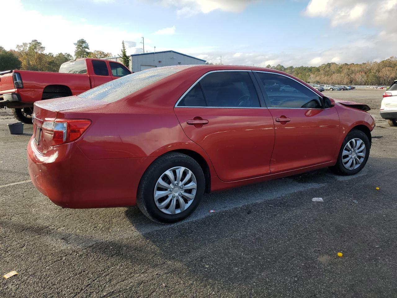 2014 TOYOTA CAMRY L - Image 3