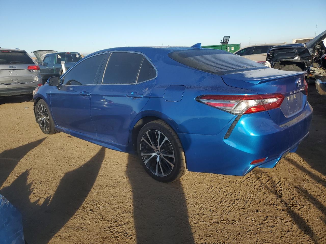 2019 TOYOTA CAMRY L - Фото 2
