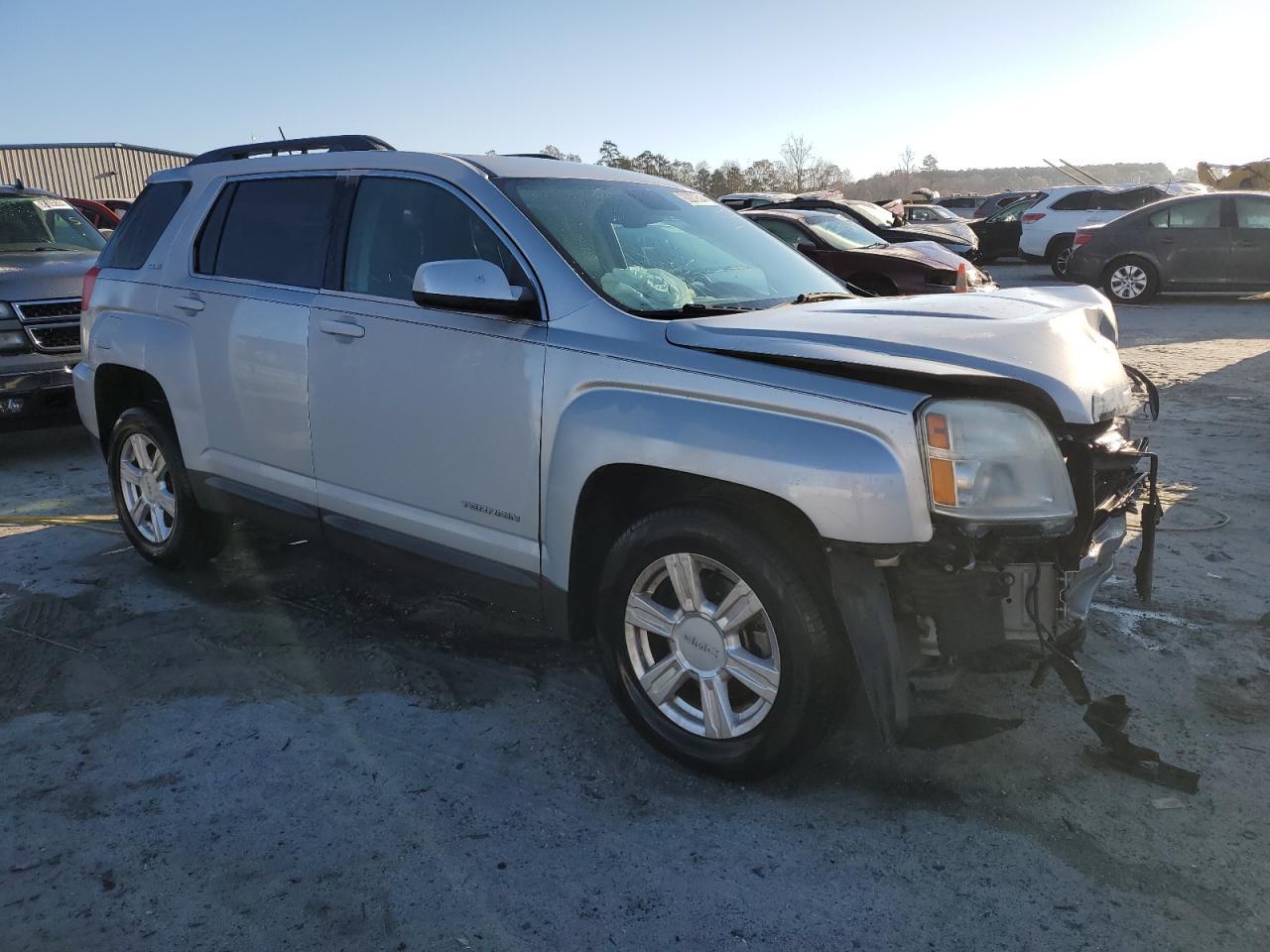 2016 GMC TERRAIN SL - Image 4