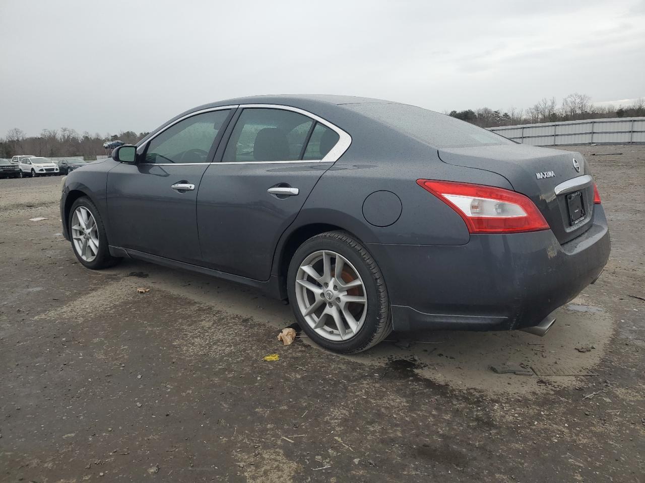 2011 NISSAN MAXIMA S - Фото 2