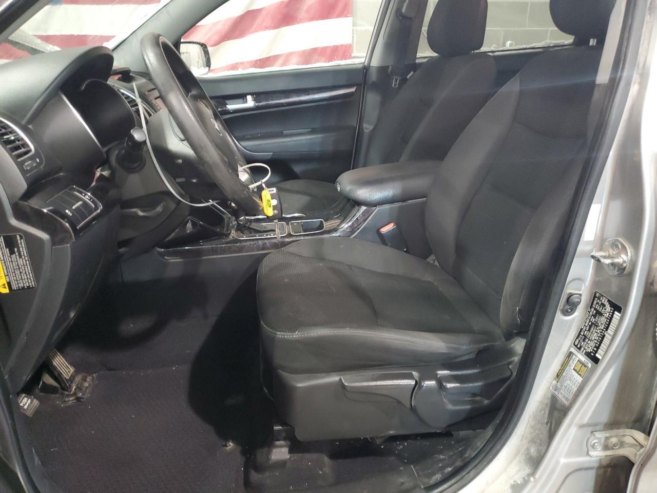 2014 KIA SORENTO LX - Фото 7