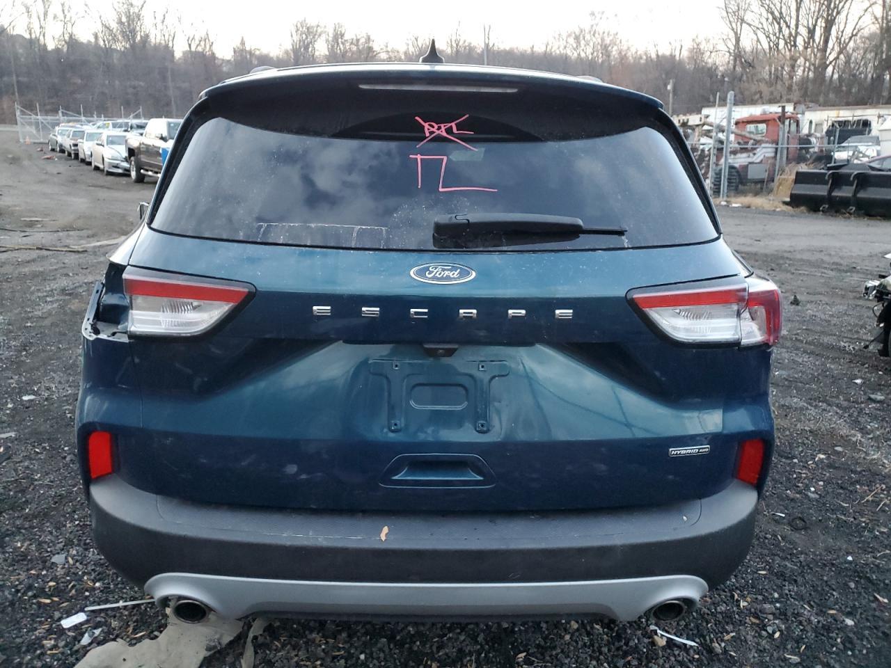 2020 FORD ESCAPE SE - Фото 6