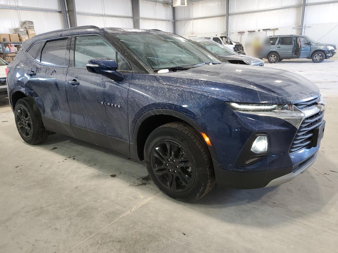 2022 CHEVROLET BLAZER 2LT - Image 4