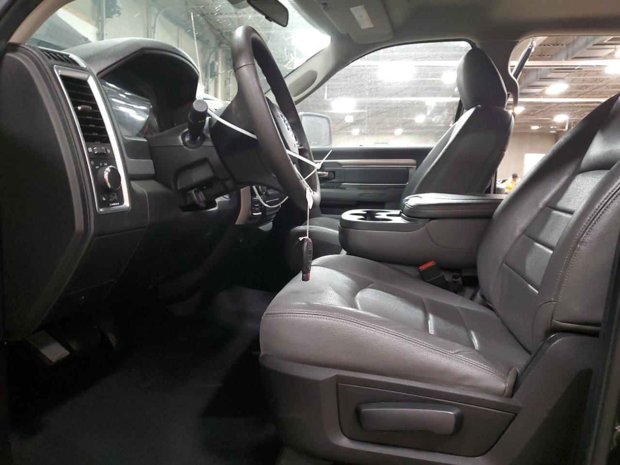 2019 RAM 1500 CLASS - Image 7