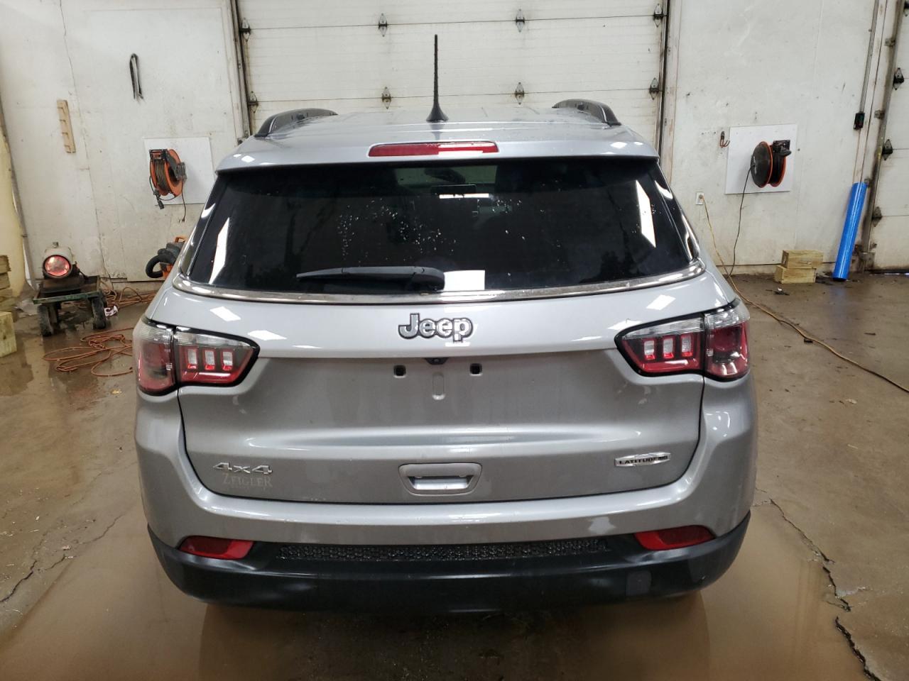 2022 JEEP COMPASS LA - Фото 6
