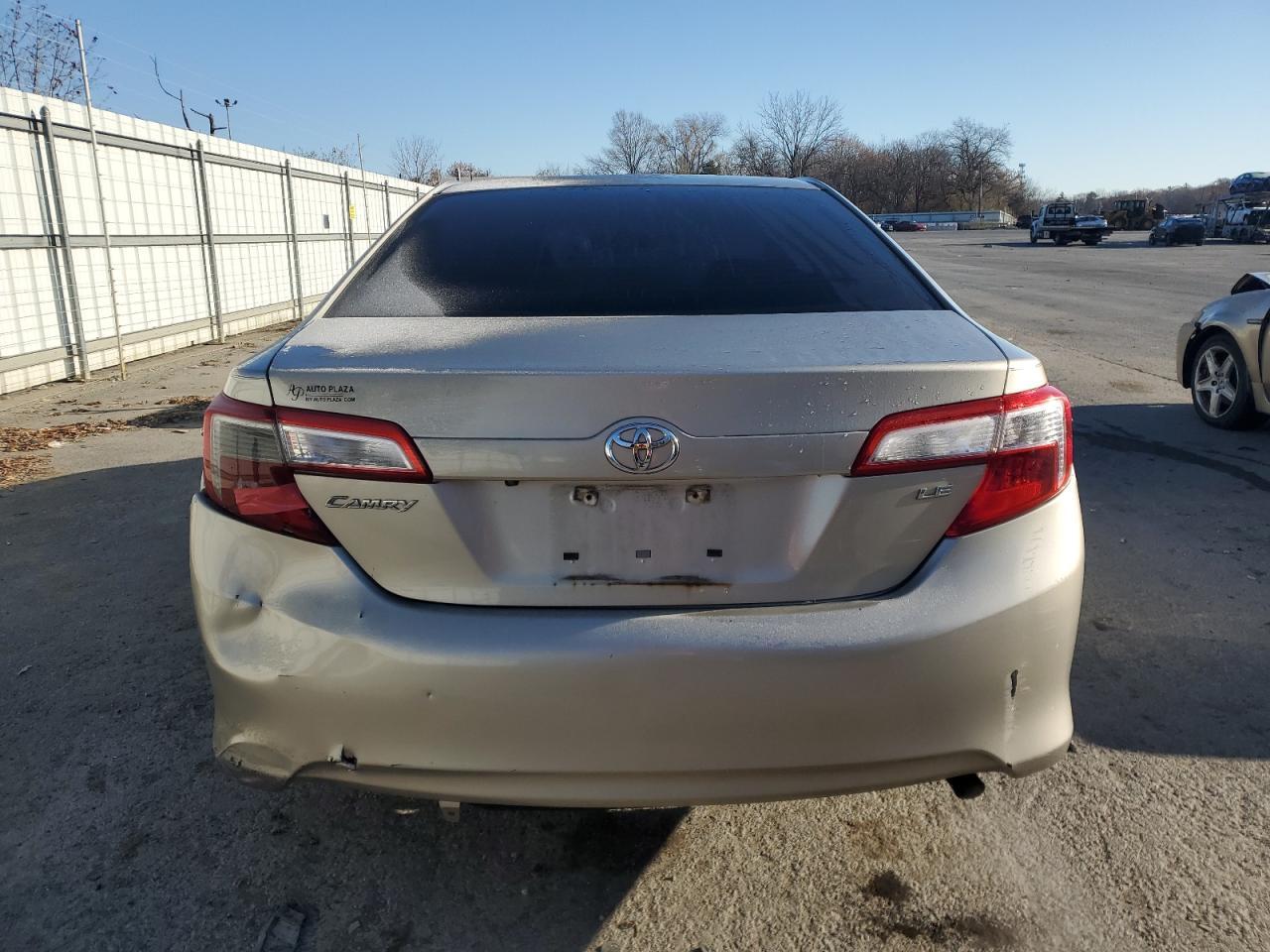 2014 TOYOTA CAMRY L - Image 6