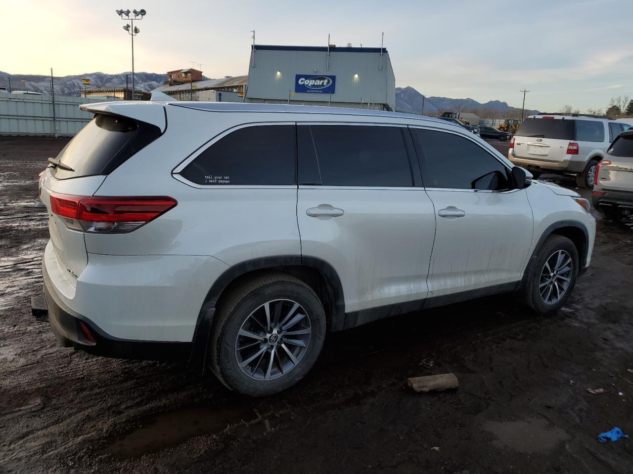 2019 TOYOTA HIGHLANDER - Image 3