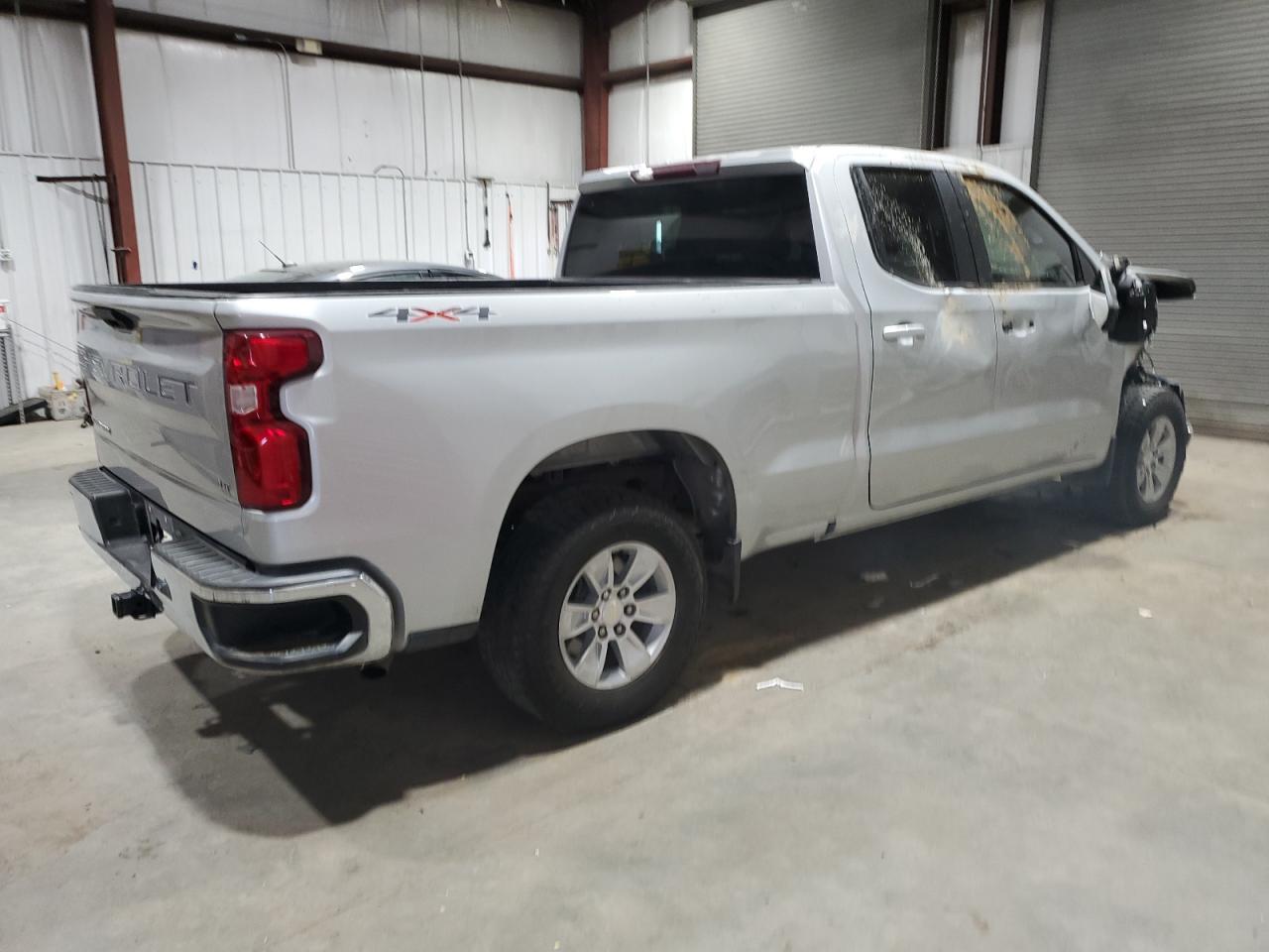 2020 CHEVROLET SILVERADO - Фото 3