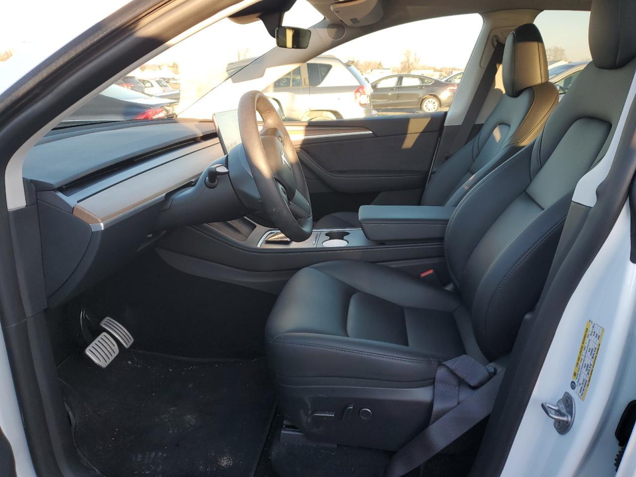 2024 TESLA MODEL Y - Фото 7