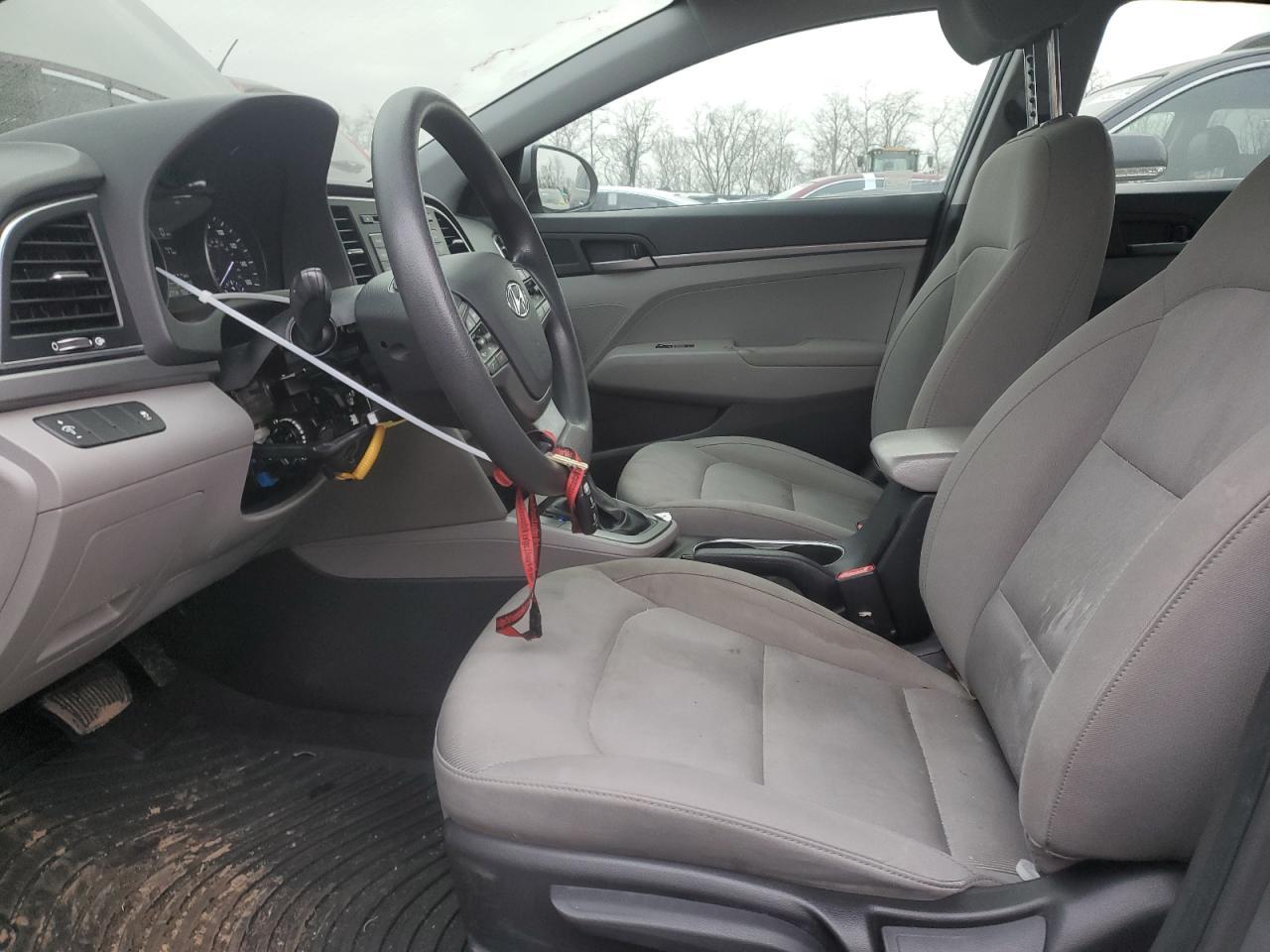 2017 HYUNDAI ELANTRA SE - Фото 7