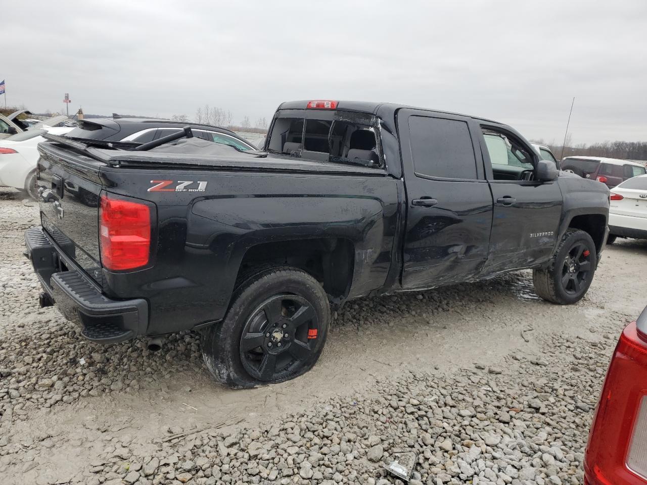 2018 CHEVROLET SILVERADO - Image 3