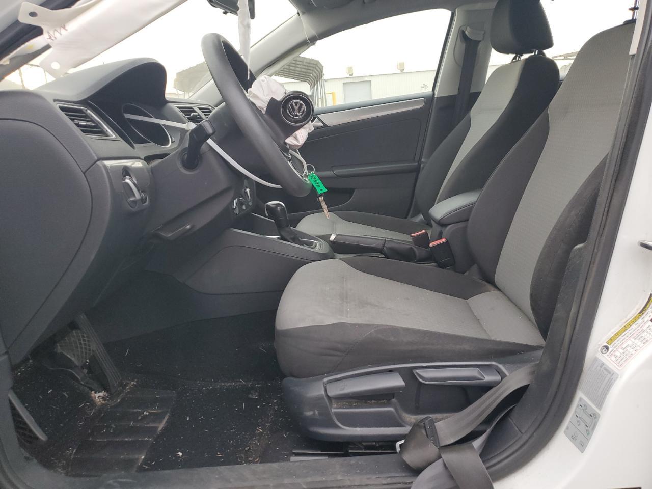 2017 VOLKSWAGEN JETTA S - Image 7