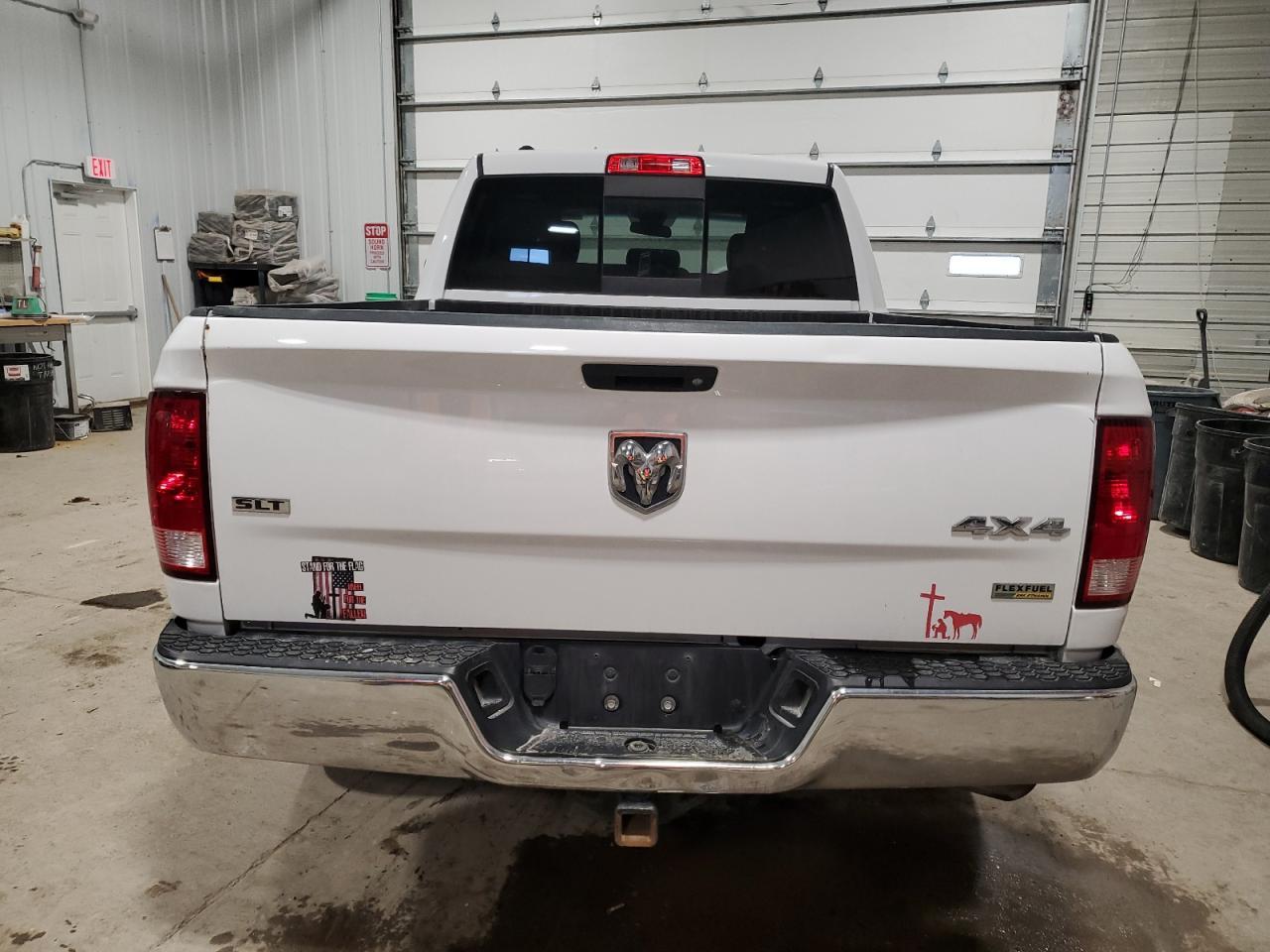 2017 RAM 1500 SLT - Image 6