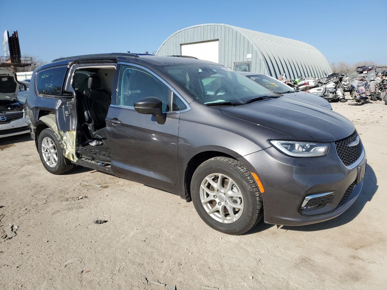 2022 CHRYSLER PACIFICA T - Image 4
