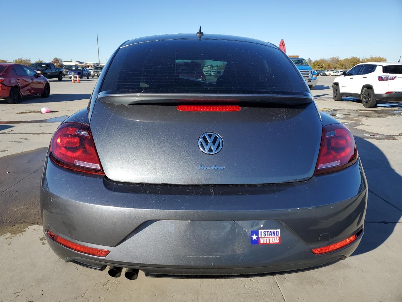 2019 VOLKSWAGEN BEETLE S - Image 6