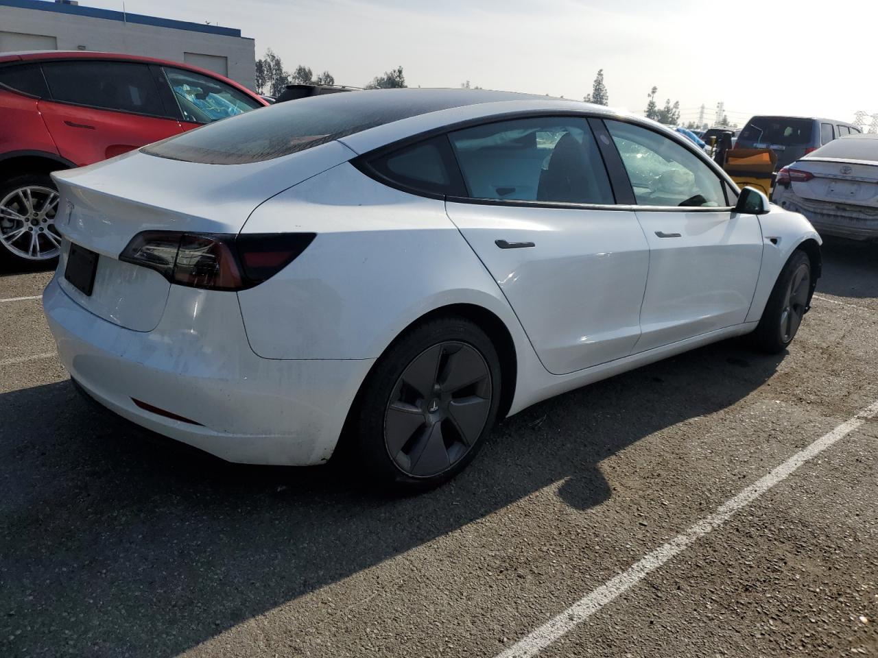 2023 TESLA MODEL 3 - Фото 3
