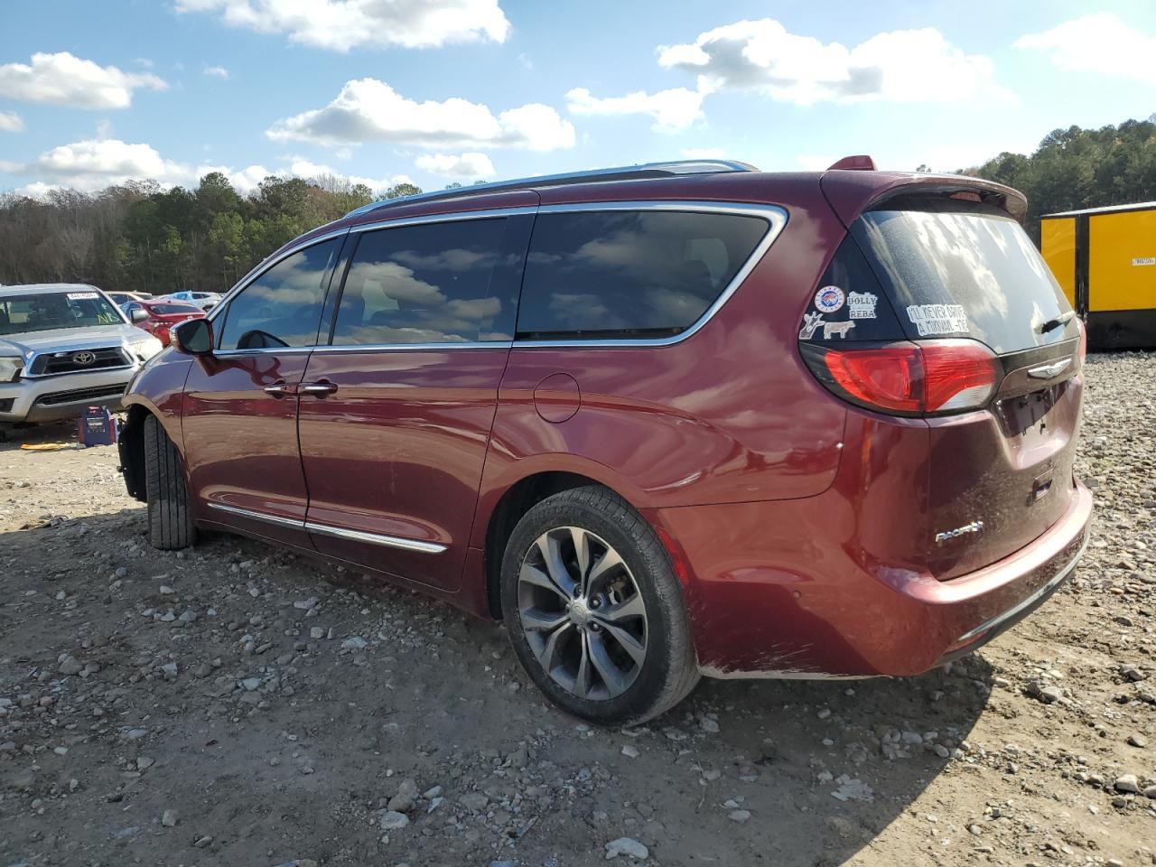 2017 CHRYSLER PACIFICA L - Image 2