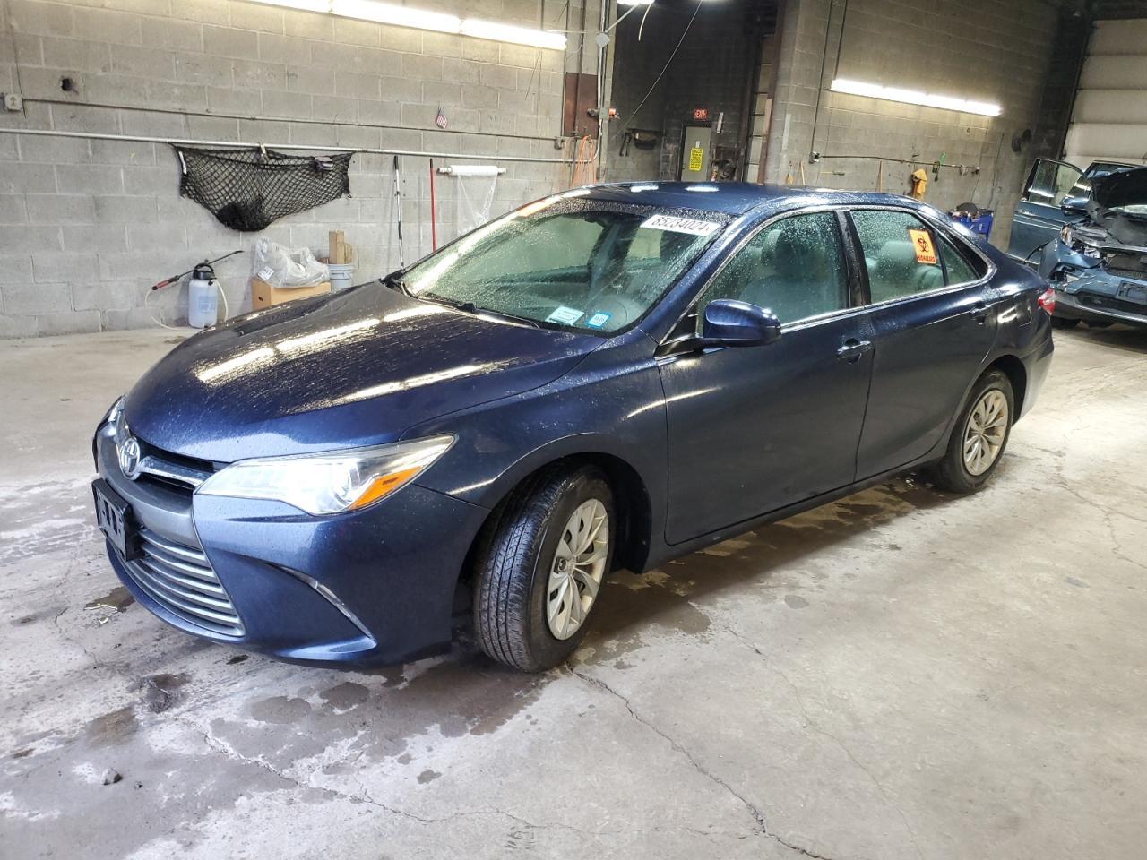 2016 TOYOTA CAMRY LE