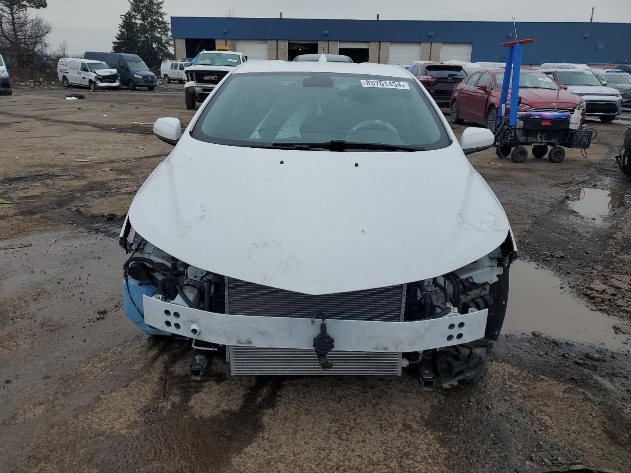 2017 CHEVROLET VOLT LT - Image 5