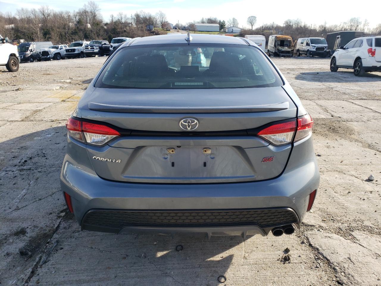 2020 TOYOTA COROLLA SE - Фото 6