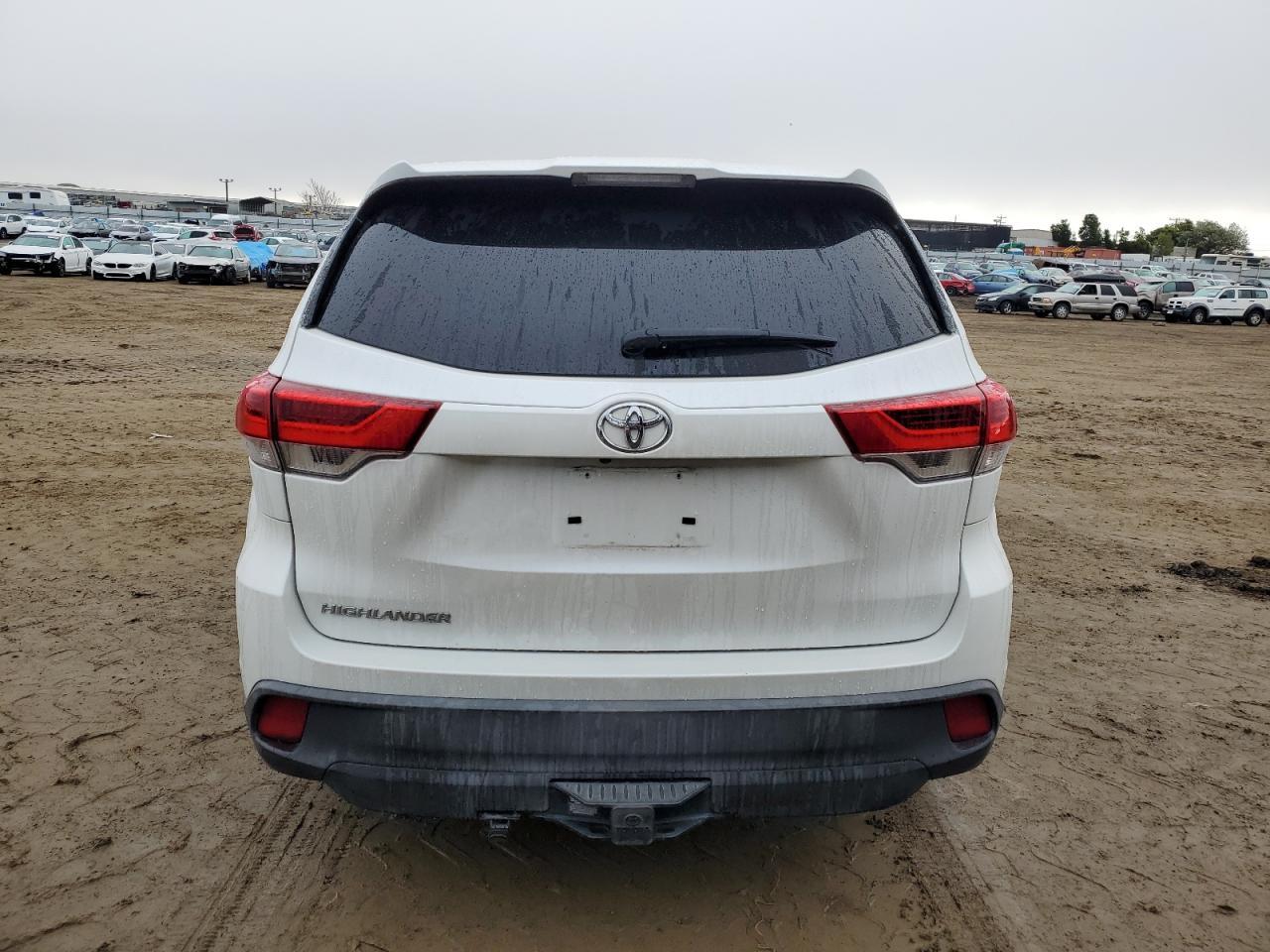 2019 TOYOTA HIGHLANDER - Фото 6