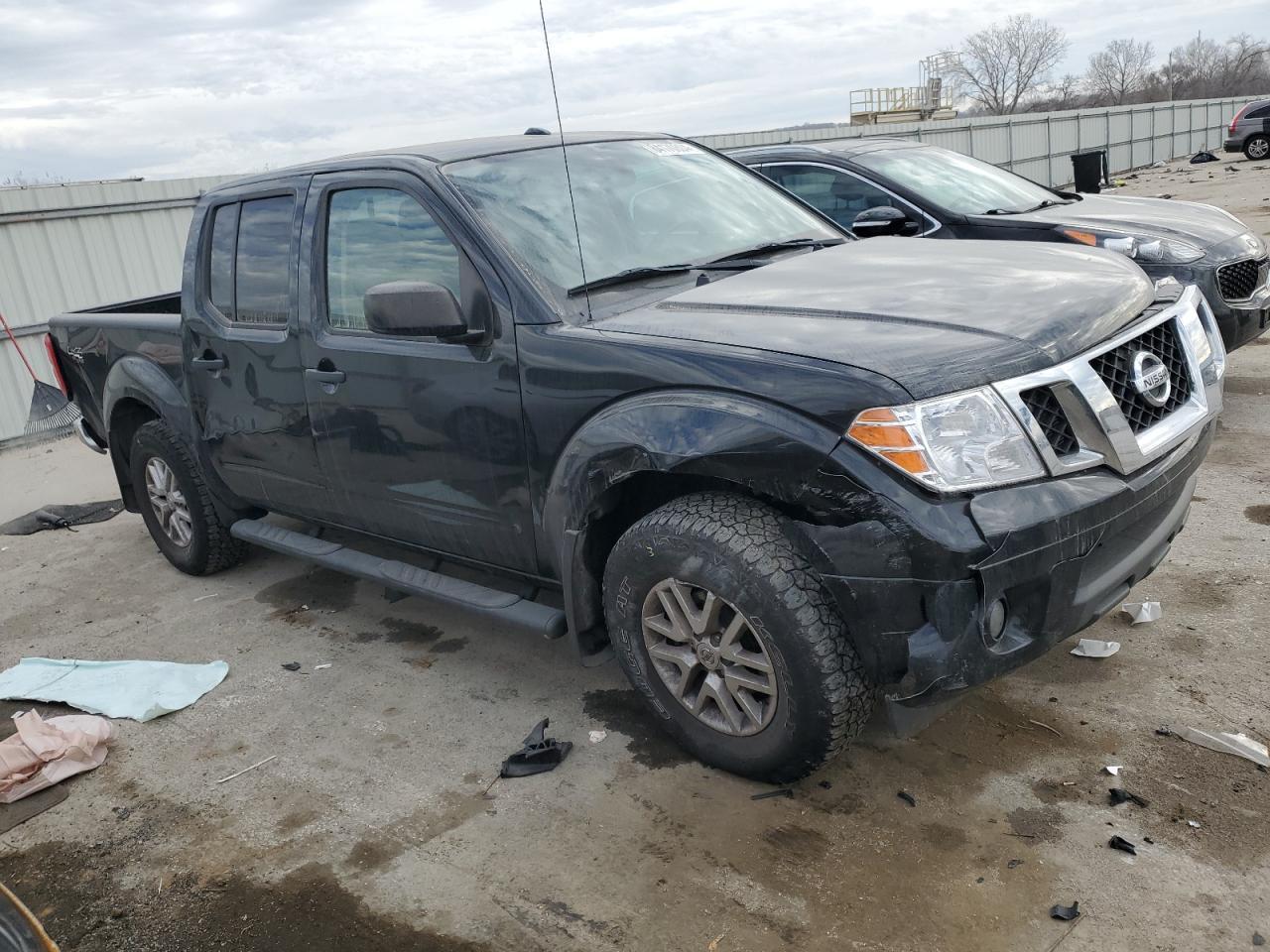2016 NISSAN FRONTIER S - Image 4