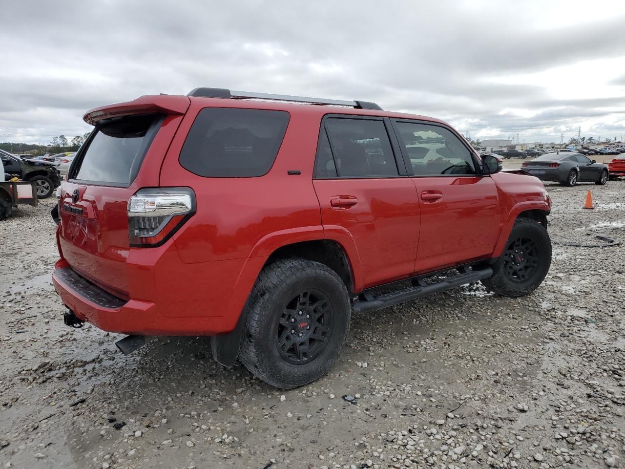 2024 TOYOTA 4RUNNER SR - Image 3
