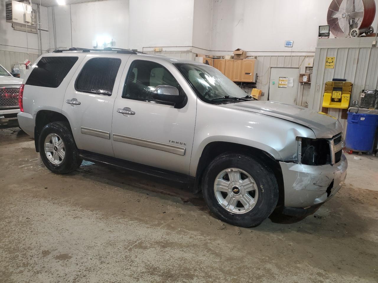 2011 CHEVROLET TAHOE K150 - Фото 4