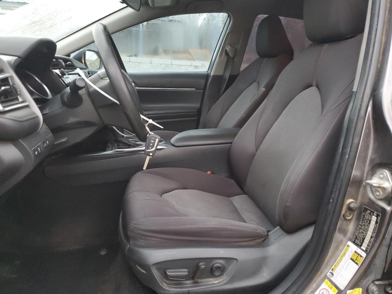 2018 TOYOTA CAMRY L - Фото 7