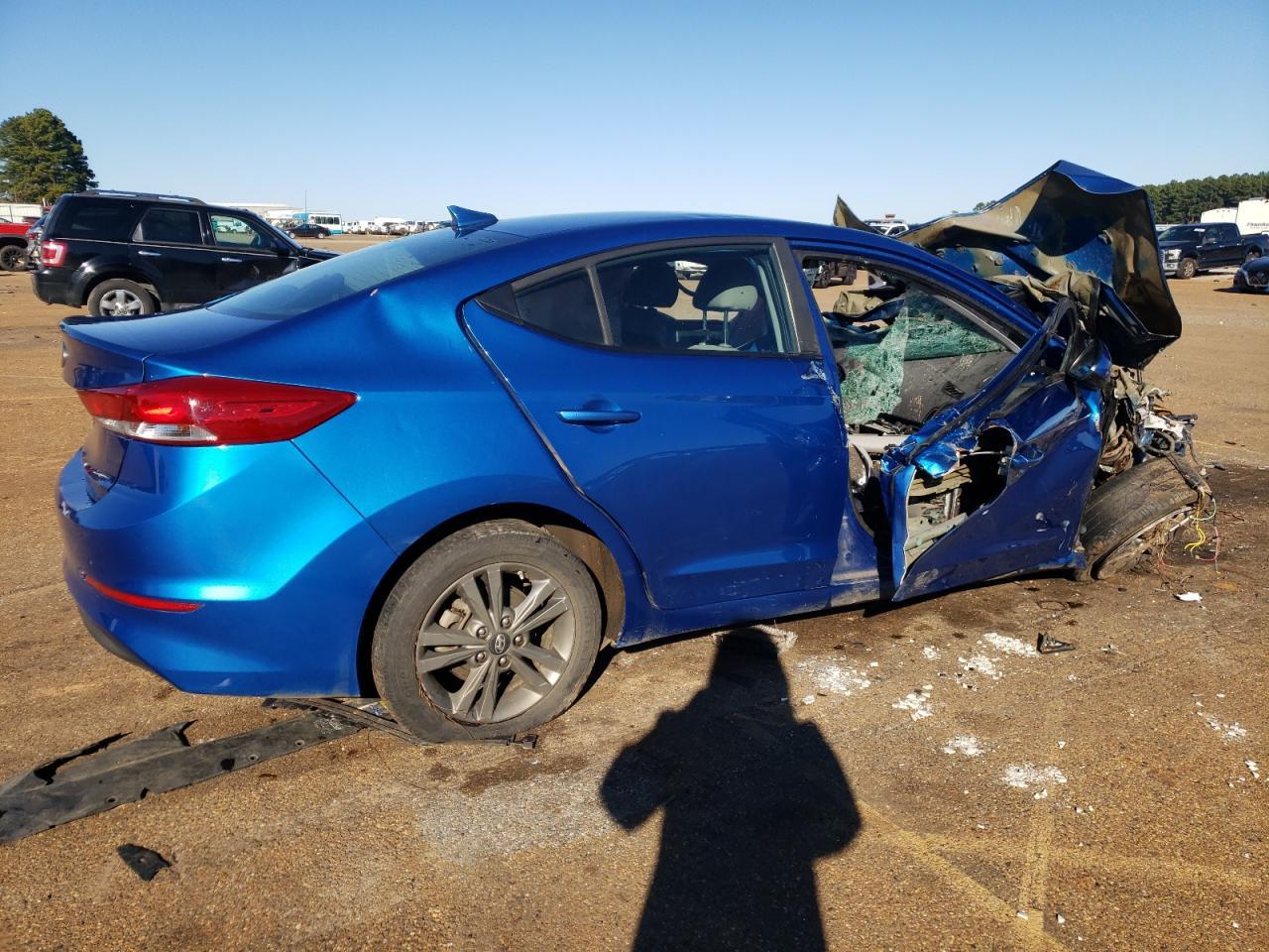 2018 HYUNDAI ELANTRA SE - Фото 3