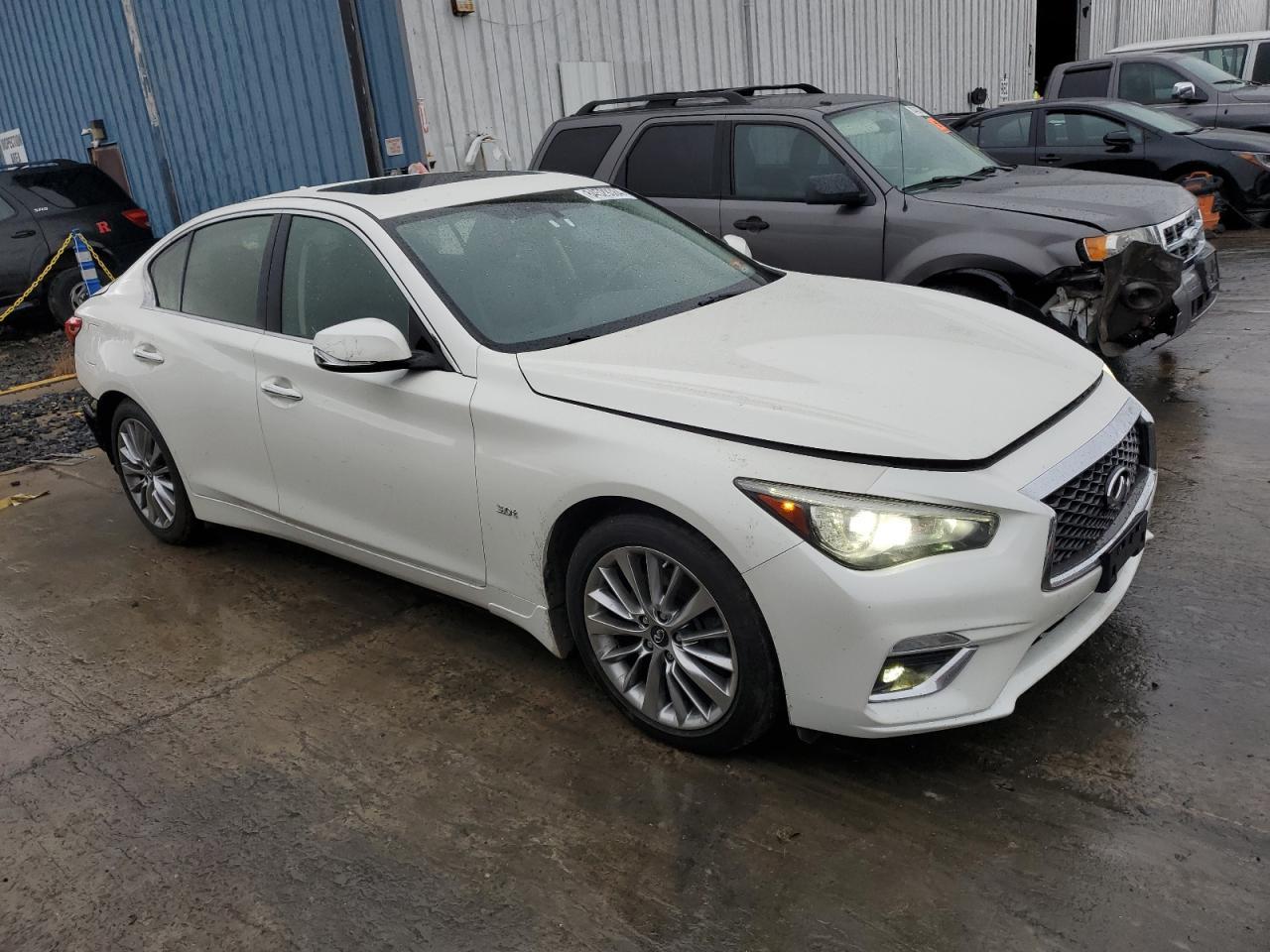 2018 INFINITI Q50 LUXE - Фото 4