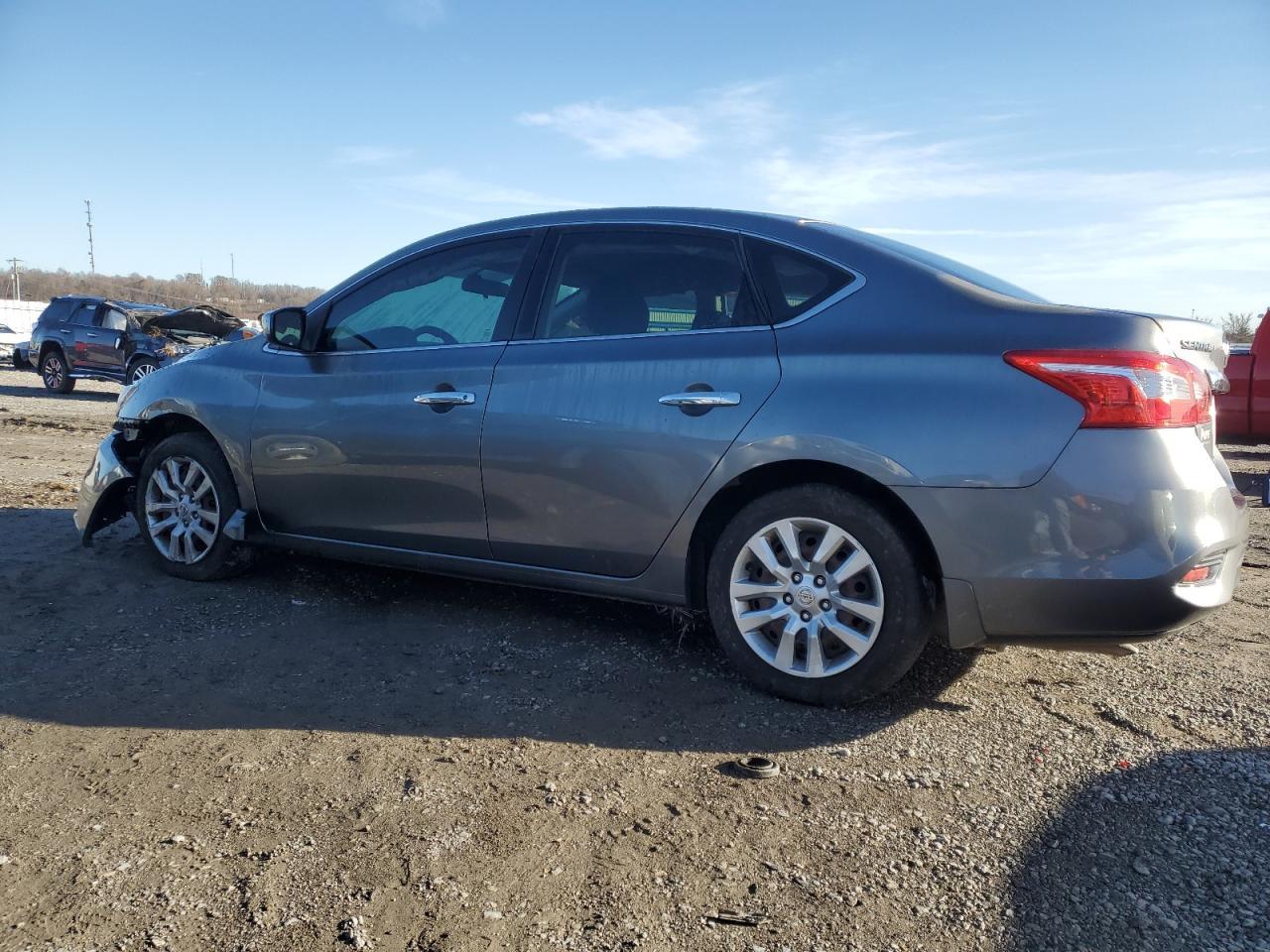 2017 NISSAN SENTRA S - Фото 2