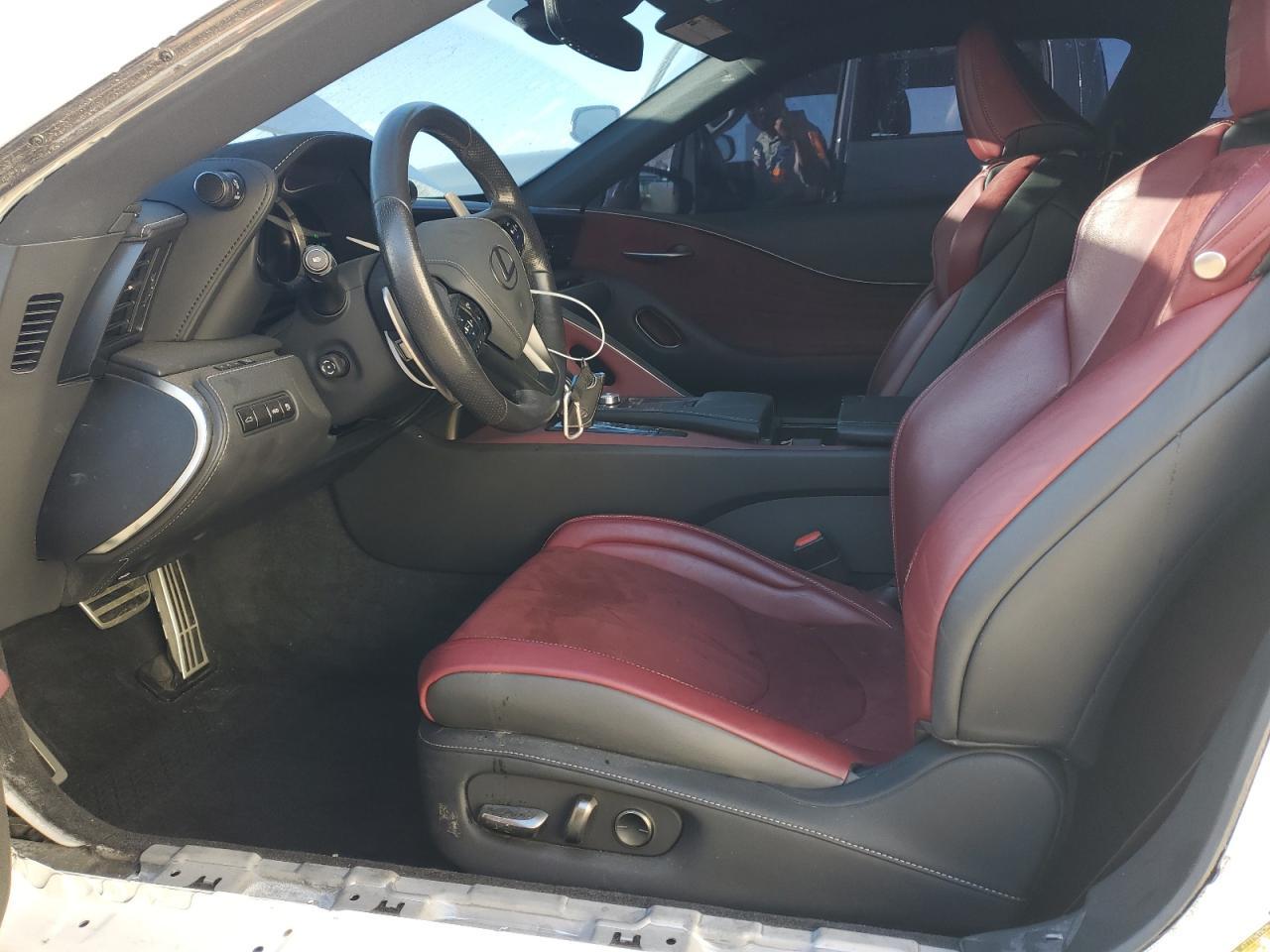 2018 LEXUS LC 500 - Фото 7