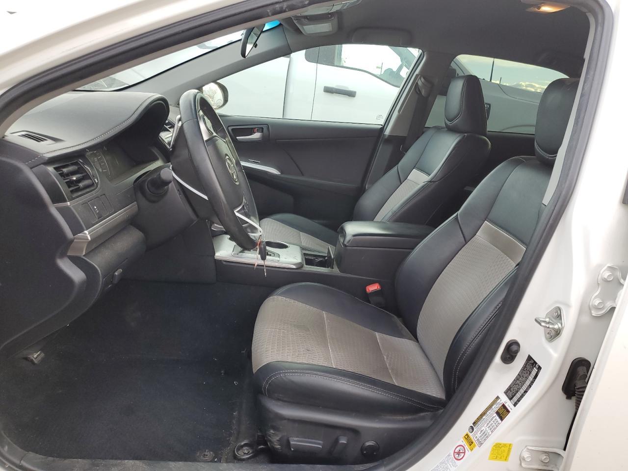 2014 TOYOTA CAMRY L - Image 7