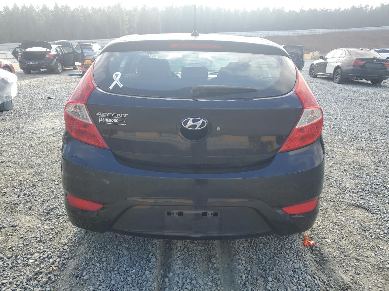 2017 HYUNDAI ACCENT SE - Image 6