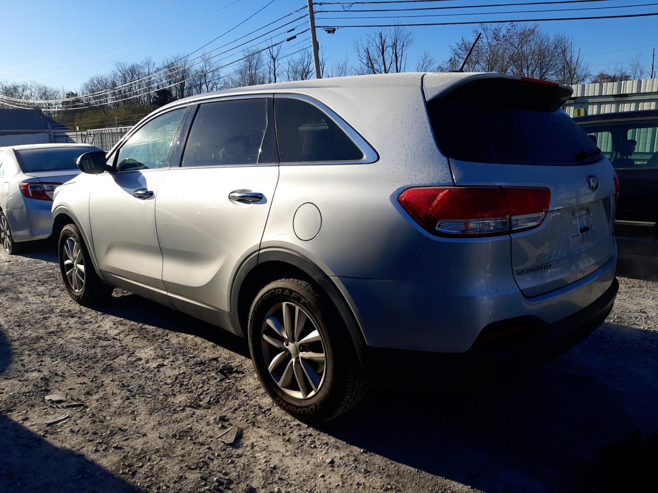 2016 KIA SORENTO LX - Image 2