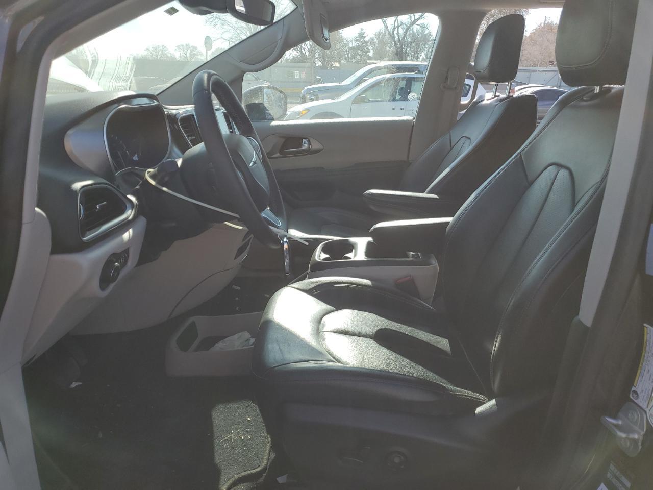 2022 CHRYSLER PACIFICA T - Image 7