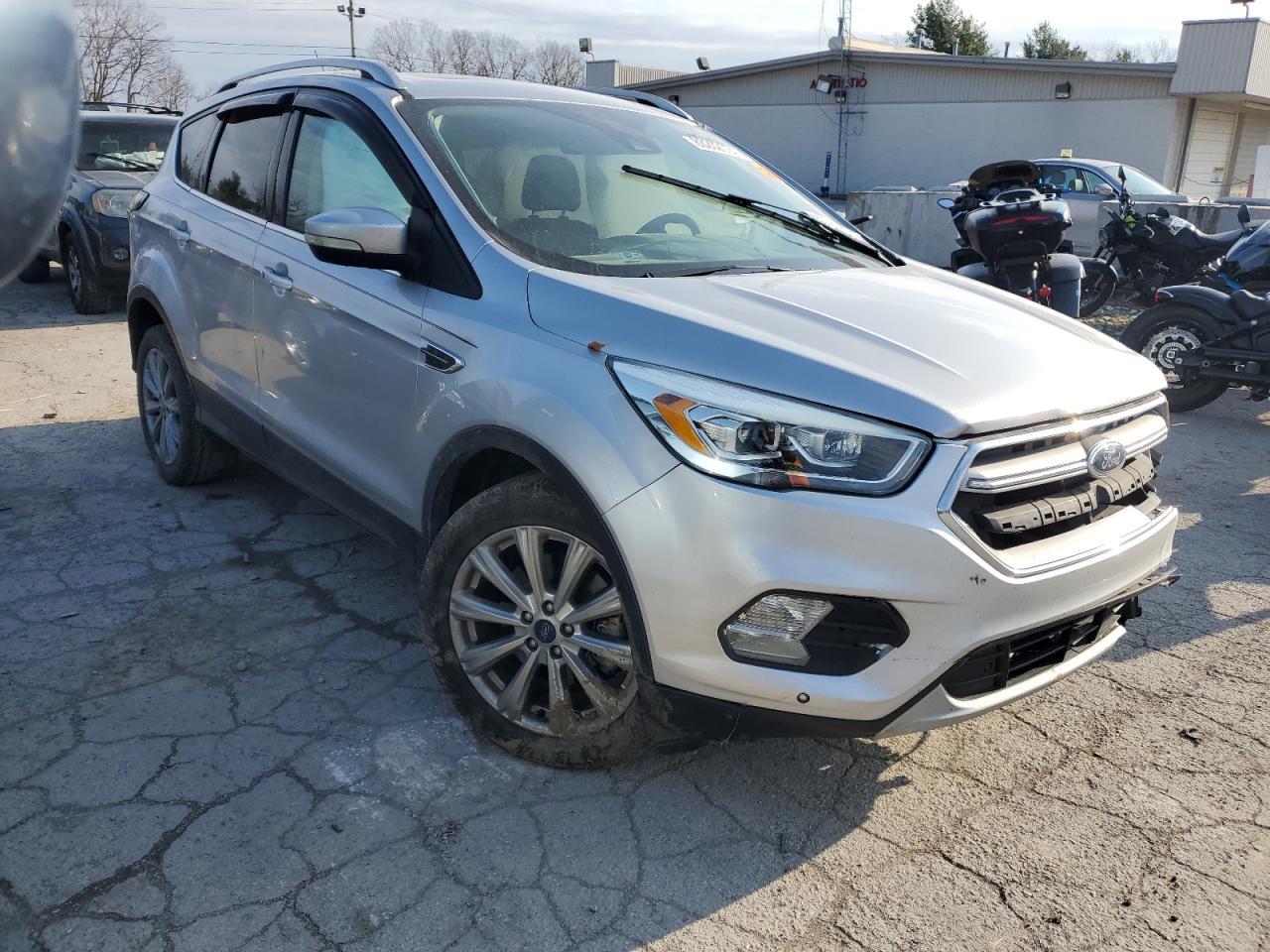 2017 FORD ESCAPE TIT - Image 4