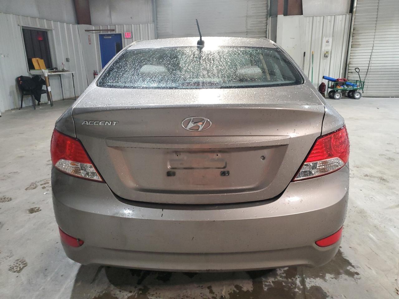 2012 HYUNDAI ACCENT GLS - Image 6