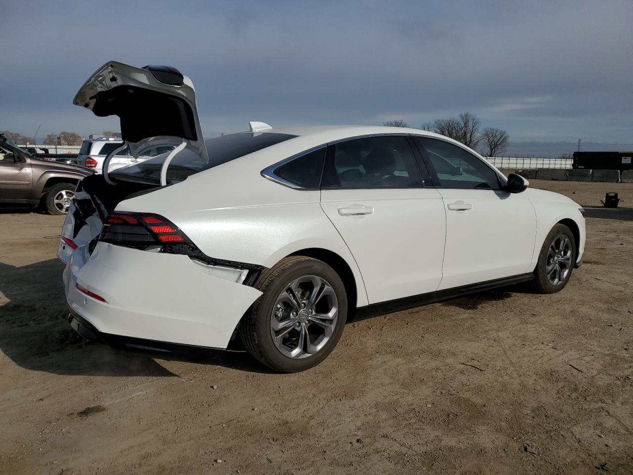 2024 HONDA ACCORD HYB - Image 3