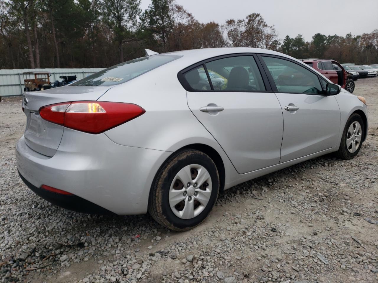 2015 KIA FORTE LX - Фото 3