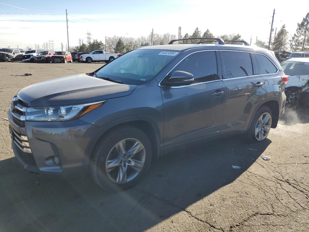 2018 TOYOTA HIGHLANDER