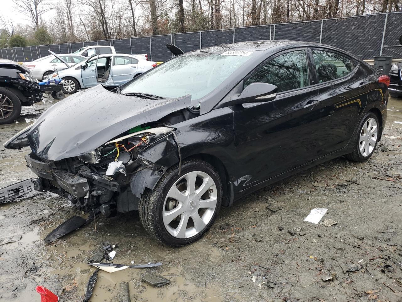 2013 HYUNDAI ELANTRA GL