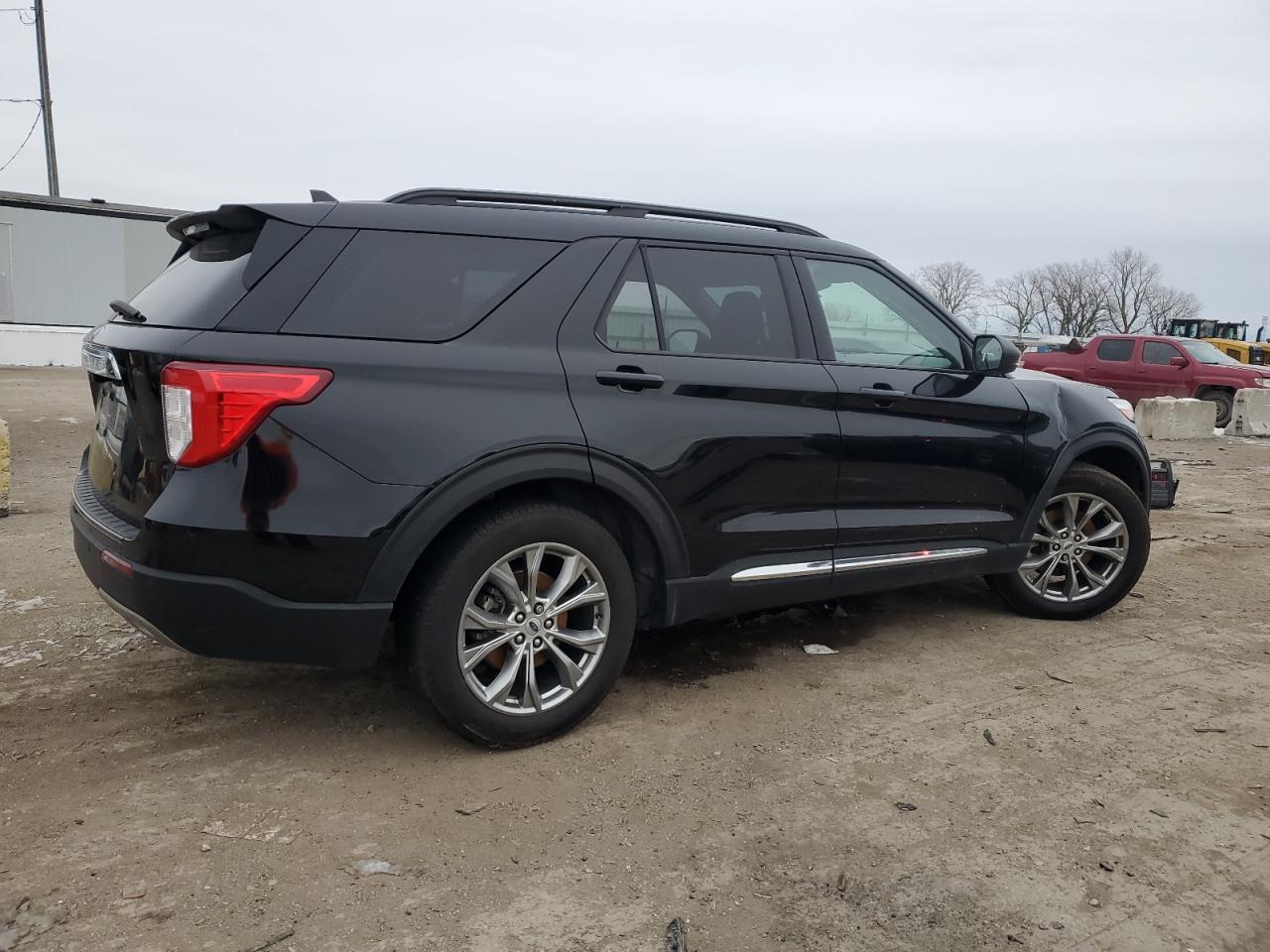 2022 FORD EXPLORER X - Image 3
