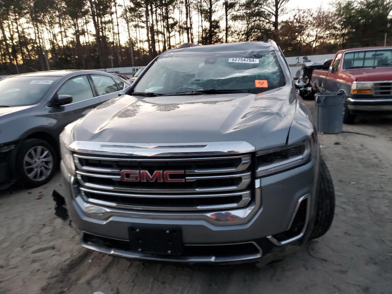 2023 GMC ACADIA SLT - Image 5