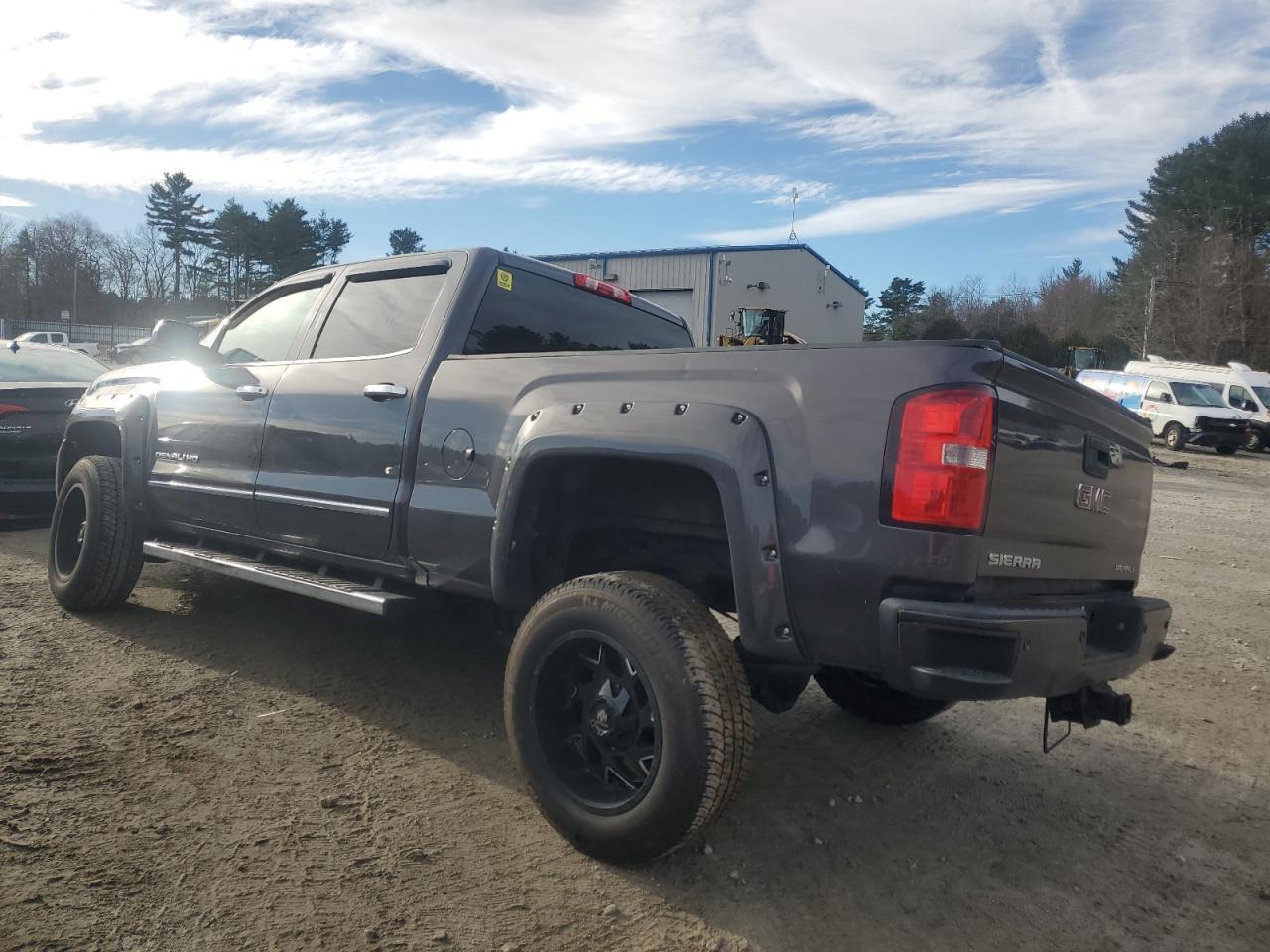 2015 GMC SIERRA K25 - Image 2